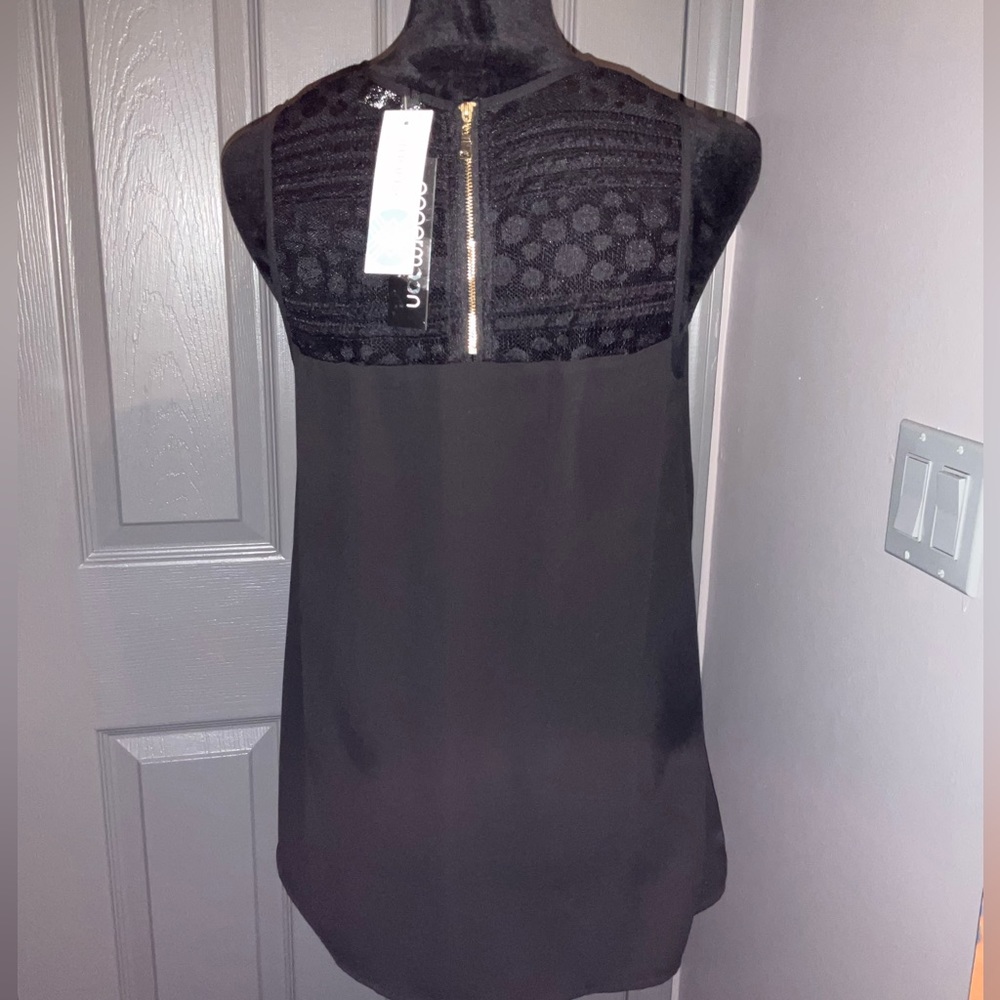 Papermoon medium Sabrina Yoke Detail Blouse - Picture 3 of 7